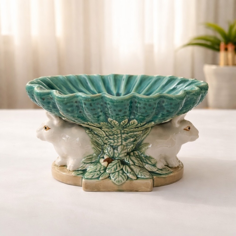 Vtg Victorian Majolica Style Ceramic Rabbit Pedestal Bowl Compote Centerpiece